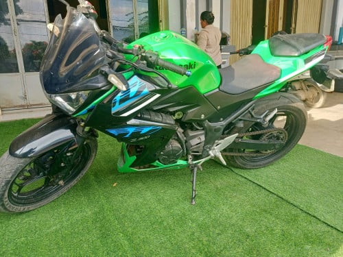 Z250ស្លាកលេខកាតគ្រីFull tax