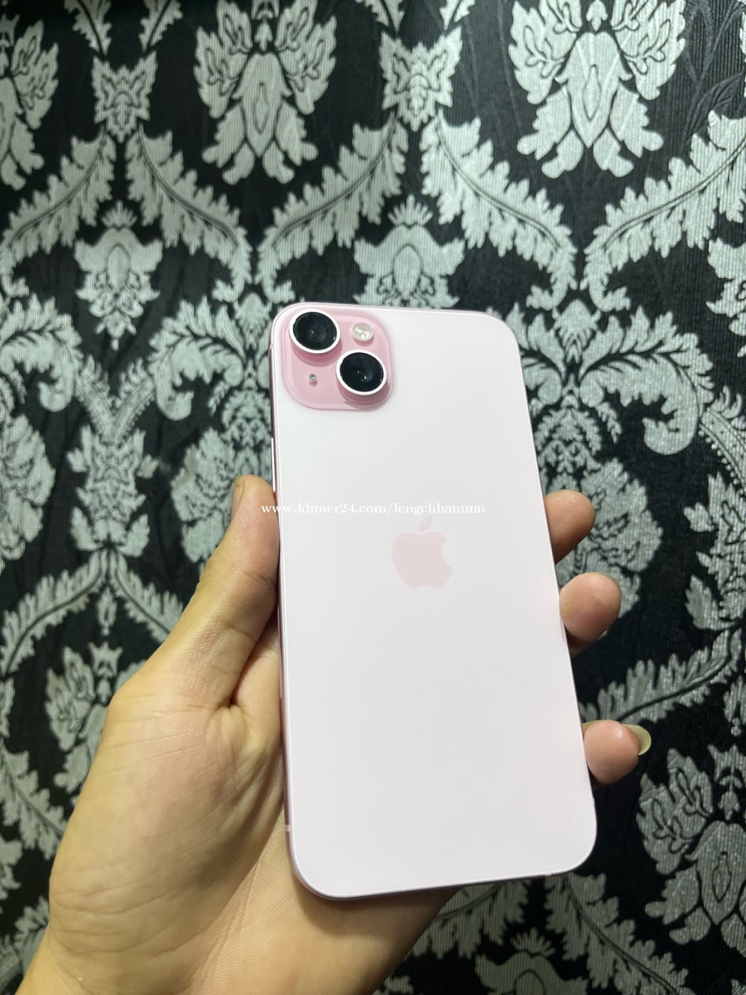 iPhone 15 plus