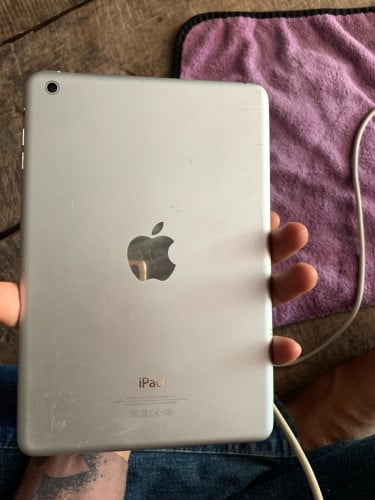 ប្រើ