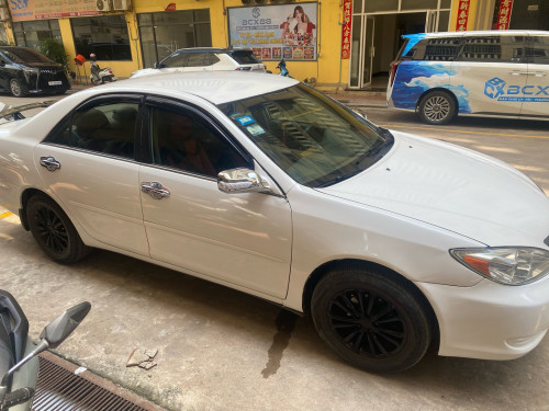 ឡានជួលនៅបាវិត(木牌出租车）