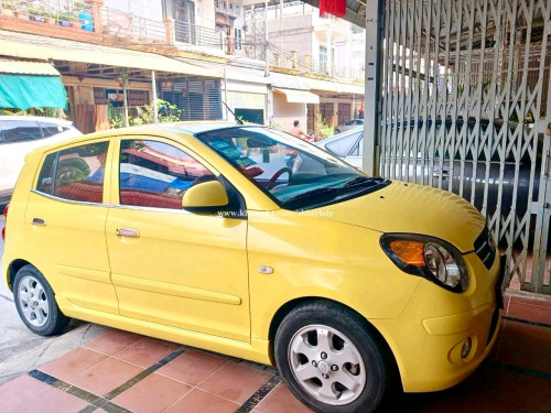 ឡានស្អាតសម្រាប់លក់