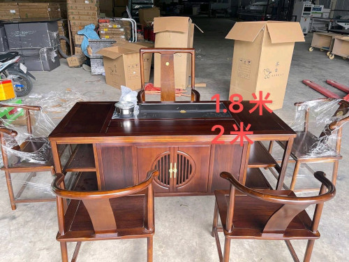 តុតែ