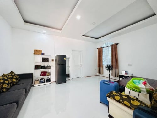 ផ្ទះវីឡាទោលកែង លក់បន្ទាន់ ដីធំ សង្កាត់គោកឃ្លាង ខណ្ឌសែនសុខ រាជធានីភ្នំពេញ