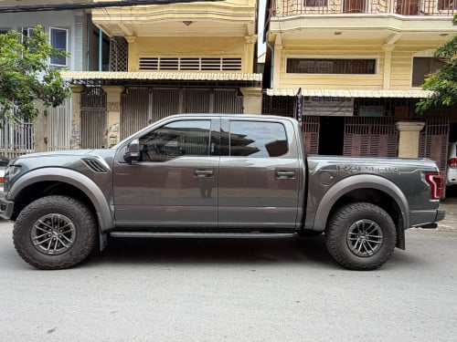 លក់បន្ទាន់ Ford F150 Raptor 2020