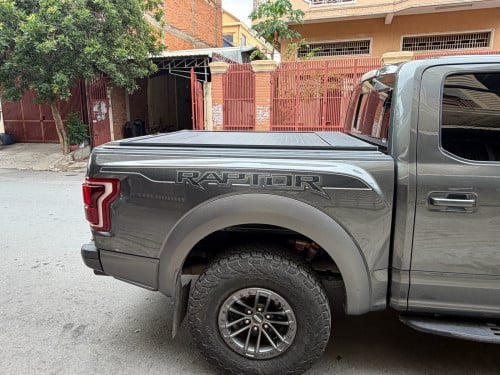 លក់បន្ទាន់ Ford F150 Raptor 2020
