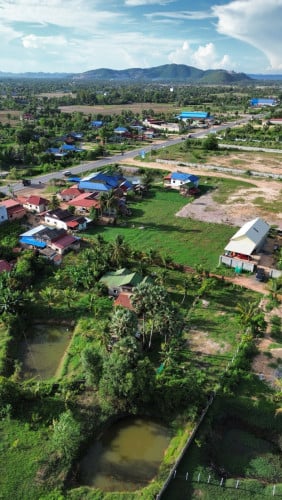 ដីលក់ក្រុងកំពត