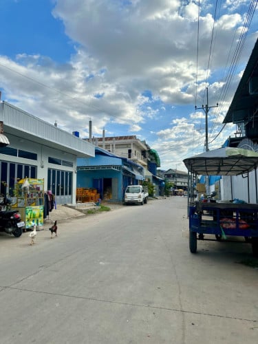ផ្ទះកែងលក់ មានចំណូលជួលប្រចាំខែស្រាប់ៗ