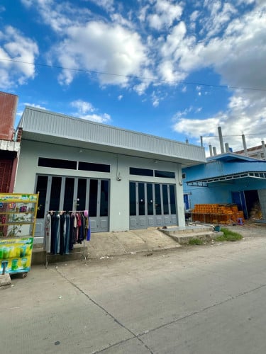 ផ្ទះកែងលក់ មានចំណូលជួលប្រចាំខែស្រាប់ៗ