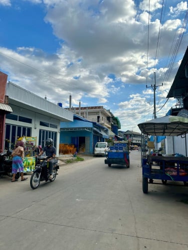 ផ្ទះកែងលក់ មានចំណូលជួលប្រចាំខែស្រាប់ៗ
