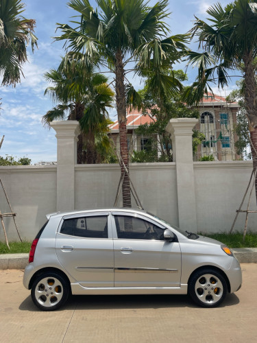 លក់រថយន្តស្អាតៗ