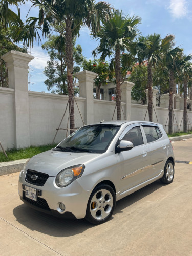 លក់រថយន្តស្អាតៗ