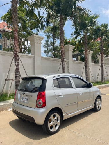 លក់រថយន្តស្អាតៗ