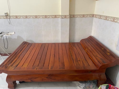 គ្រែ​ ព្រះនាងកោង