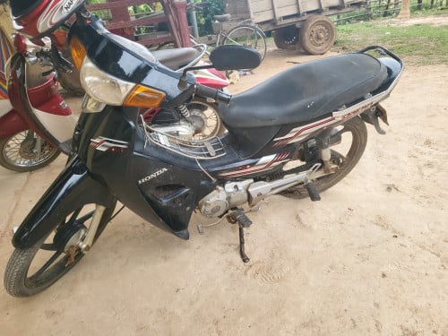 អាសង់ 04 អត់លីអូលក់ 370 ម៉ូតូអ្នកស្រុកសំណុំ