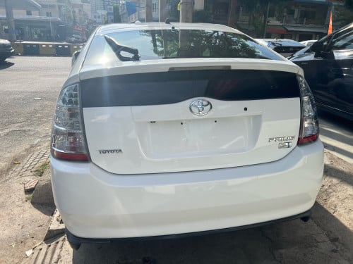 ឡានលក់ 09 ហ្វូល