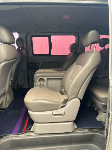 ឡានឆ្នាំ 012 លក់11500$ចចារ