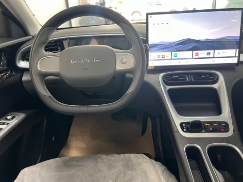 🩷2026 Geely Geome range 410km🩷តម្លៃ16800$ ថែមបីមុខ និងមានការធានា🩷