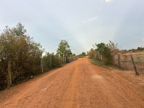 ដីលក់ក្នុងក្រុងពោធិ៏សាត់ ប្លង់រឹង $22,500 ចរចារ