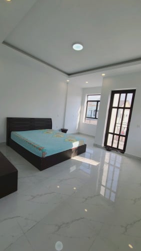 បង់320$មួយខែ ប្លង់រឹង ផ្ទះកែង2m