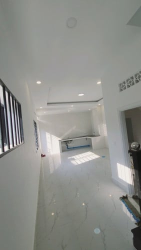 បង់320$មួយខែ ប្លង់រឹង ផ្ទះកែង2m