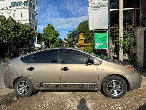 ឡានលក់ 9550$ ចចារ