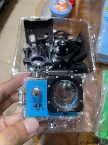 កាម៉េរាAction 4K មានWiFiភ្ជាប់ជាមួយទូរស័ព្ទបាន មានMemory 32GB