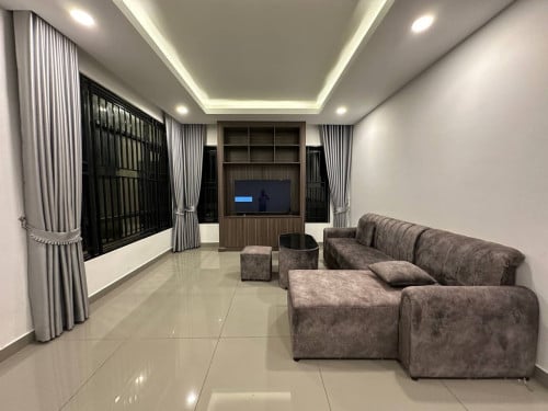 វីឡាឃ្វីនB សម្រាប់លក់ /  Queen B villa for sale (បុរីជីបម៉ុង ៥០ម៉ែត្រ)