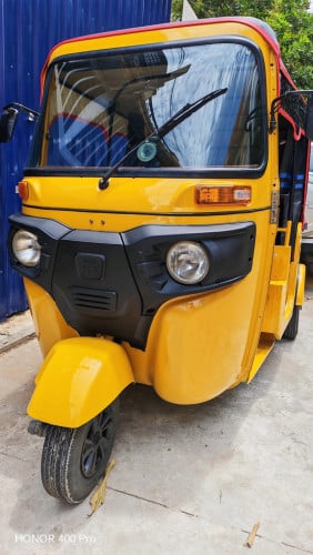 កង់បី Bajaj 2018 លក់