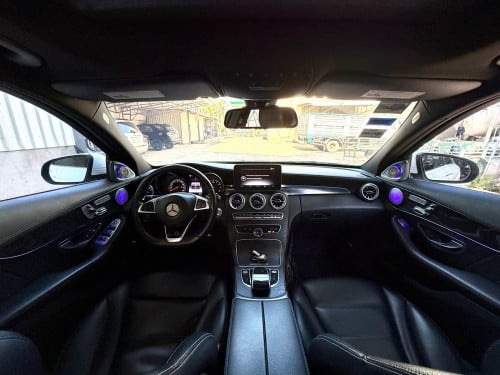 ឡានលក់ C300 AMG Night package 2015 តំលៃ22500$ ដាច់