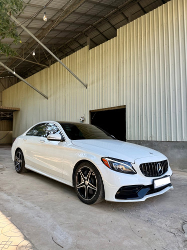 ឡានលក់ C300 AMG Night package 2015 តំលៃ22500$ ដាច់