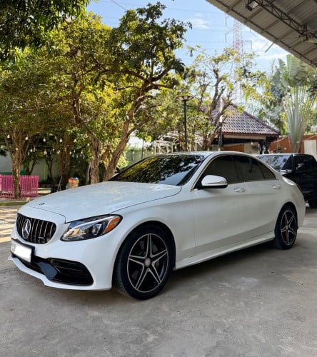 ឡានលក់ C300 AMG Night package 2015 តំលៃ22500$ ដាច់