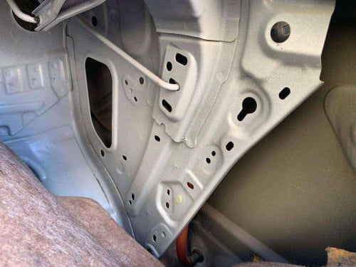 ឡានលក់ Camry 09 LE កៅអីចុច ព៉ោង9 ក្នុងលឿង ម៉ាញ៉េJBL មានហ្រ្វាំងABS & VSC ពណ៌ស