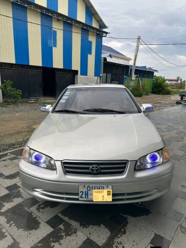 លក់ Camry ឆ្នាំ 2000 LE ABS កៅអីចុចឡានស្អាត អត់បុកអត់ប៉ះ គ្រឿងក្នុងថ្មីម៉ាស៊ីនប្រអប់លេខ ជើងក្រោមអេម