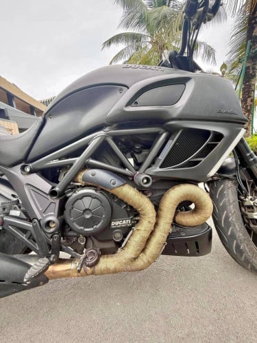 ម៉ូតូ Ducati Diavel ឆ្នាំ2013