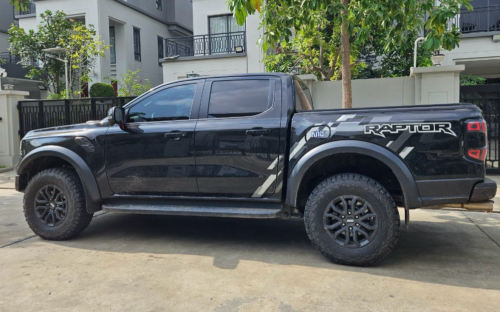 ម្ចាស់ដេីមថ្មីខ្លាំង Ford Ranger Raptor សាំង 2023