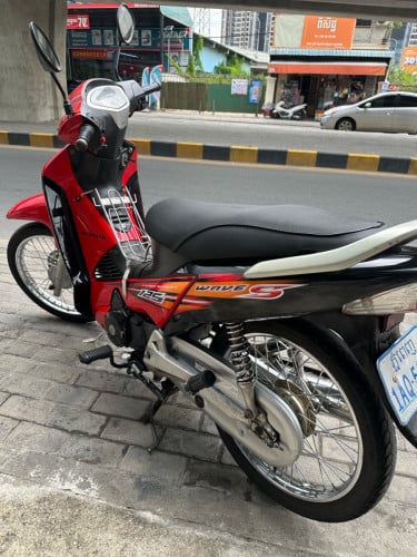 លក់Honda wave S