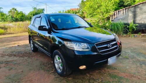 ឡានជិះលក់ Hyundai Santa Fe V6 4WD 2.7L ម្ចាស់ដើមទី១ ពន្ធផ្លូវ 25 ម៉ឺន ទើបប្រើបានជាង 13 ម៉ឺនគីឡូទេ
