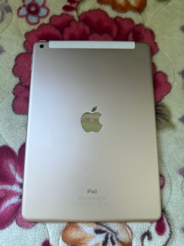 លក់ iPad 5th generation 32GB