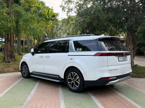 * Kia Canival 2021 Full Options ម៉ាស៊ូត ( ទឹកថ្នាំសុិនមួយជុំ)