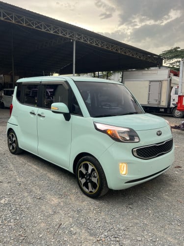 ឡានលក់ kia ray ពណ៍ទឹកសណ្ដែក