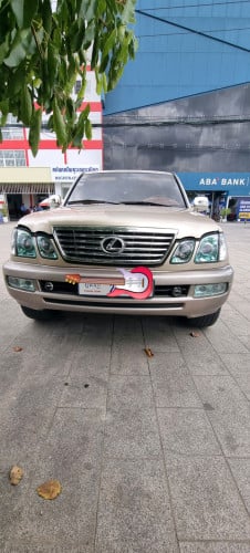 ឡានលក់ Lexus470ហ្គាសហើយតំលៃ10800$