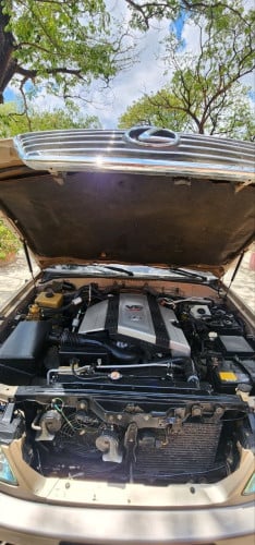 ឡានលក់ Lexus470ហ្គាសហើយតំលៃ10800$