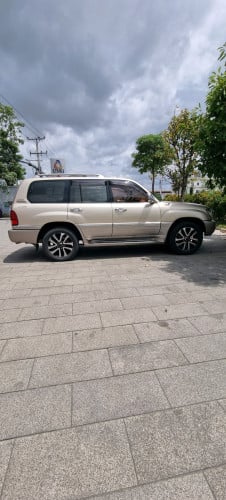 ឡានលក់ Lexus470ហ្គាសហើយតំលៃ10800$