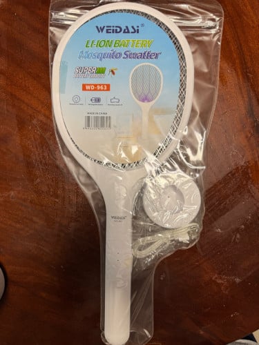 可充電的鋰電補蚊拍.Rechargeable lithium-ion mosquito swatter