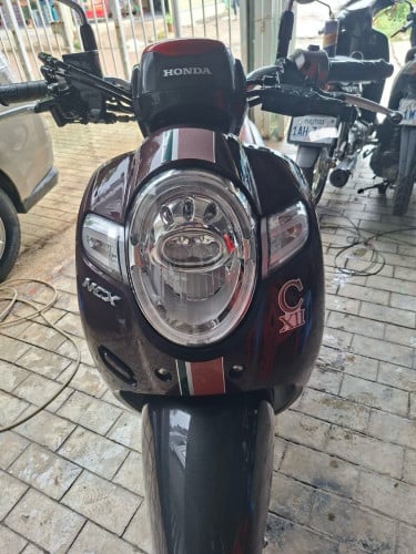 លក់ scoopy 2020 កាតគ្រី ម៉ាស៊ីនតាន់ សានុំ