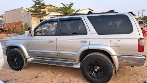 លក់ឡានធូរថ្លៃ Toyota 4Runner ឆ្នាំ1998 ប៉ុង2ប្រើហ្គាស+សាំង​