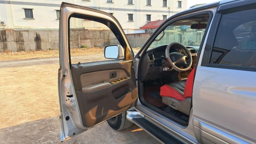 លក់ឡានធូរថ្លៃ Toyota 4Runner ឆ្នាំ1998 ប៉ុង2ប្រើហ្គាស+សាំង​