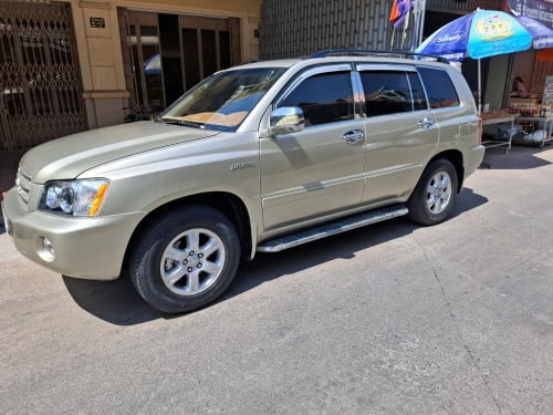 លក់TOYOTA HIGHLANDER 2002ប៉ុង1  LIMITED