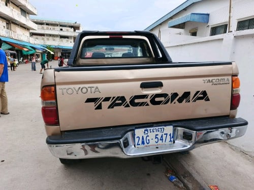 លក់ឡានធូរថ្លៃToyota Tacoma ឆ្នាំ1999 V4 ប៉ុង1