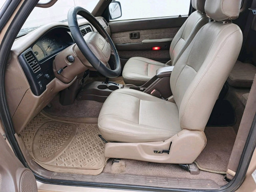 លក់ឡានធូរថ្លៃToyota Tacoma ឆ្នាំ1999 V4 ប៉ុង1